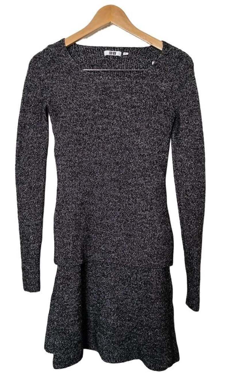 Uniqlo U Black &White Melange 2piece sweater skirt set-Size M-preloved